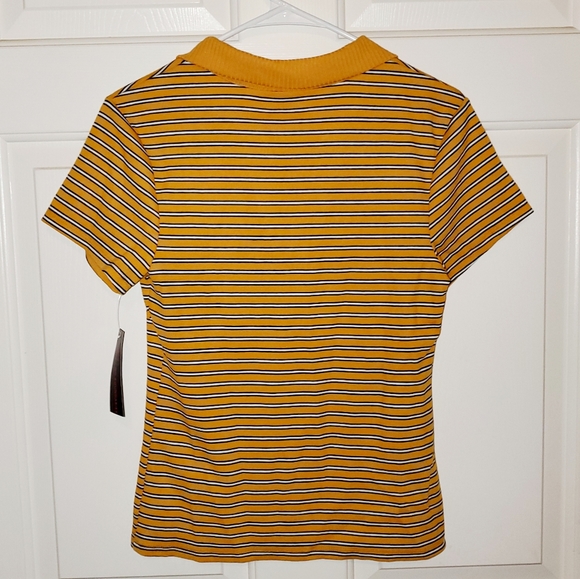 Collard Ribbed Shirt - Picture 2 of 4